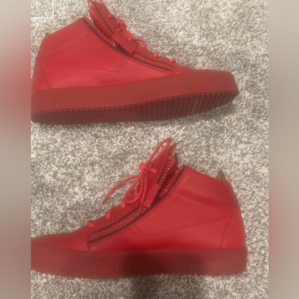 Size 44 in Giuseppe Zanotti, zipup mid